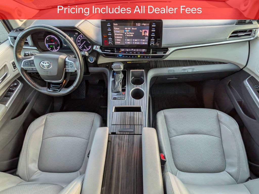 Certified 2023 Toyota Sienna Limited FWD image 17