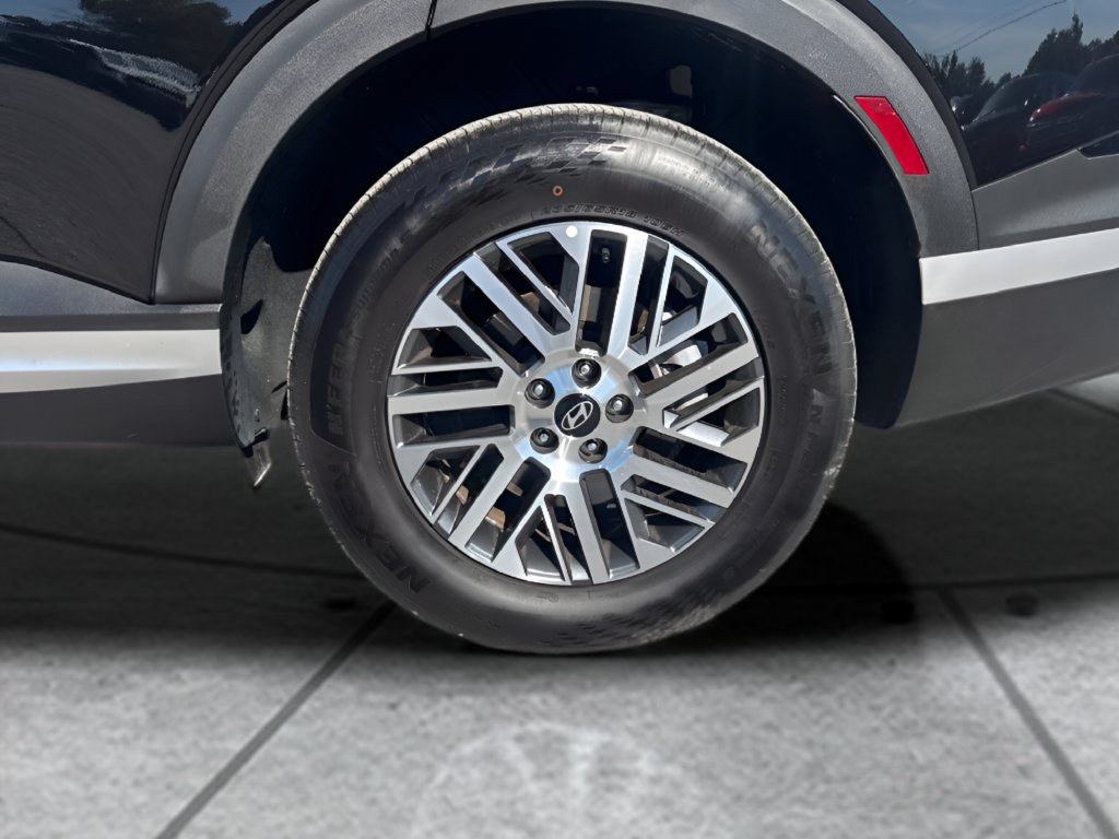 Used 2026 Hyundai Palisade SEL FWD image 31