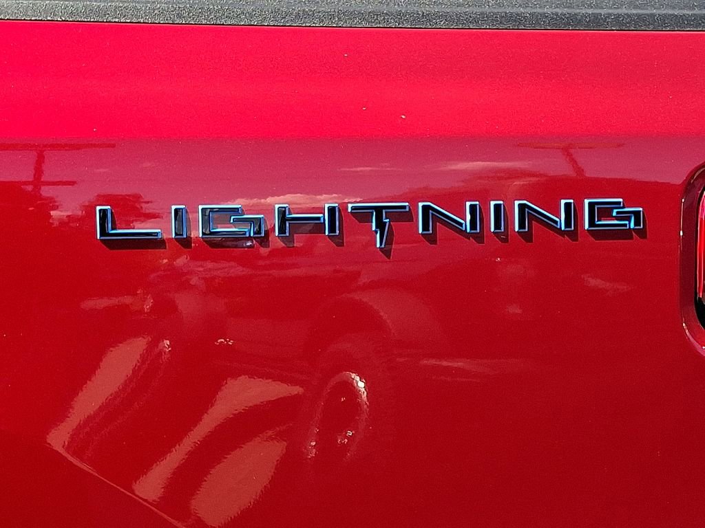 New 2025 Ford F150 Lightning XLT image 14