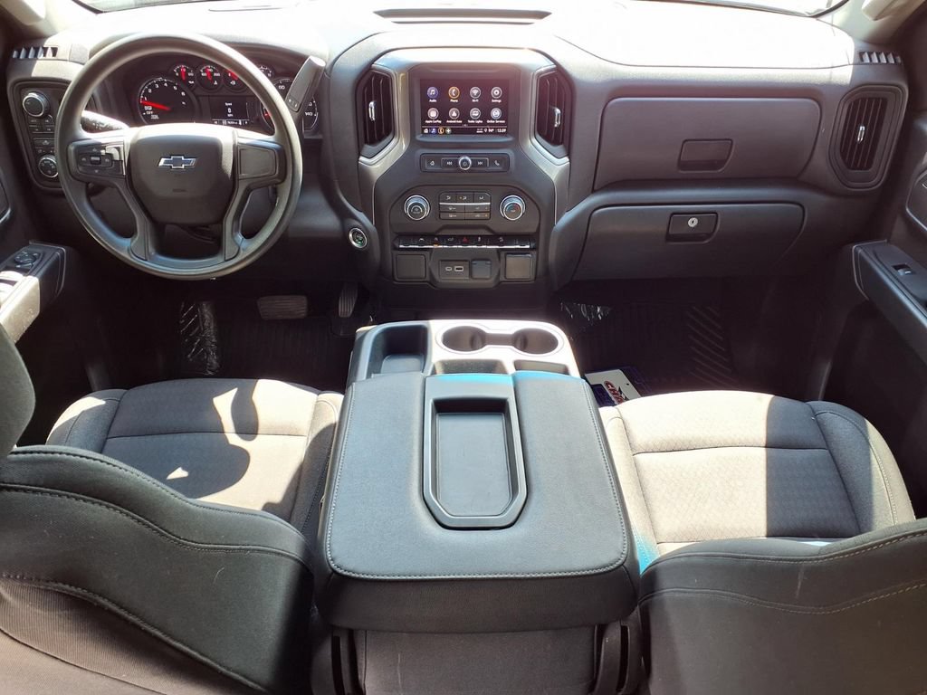Used 2024 Chevrolet Silverado 1500 Custom Trail Boss AWD/4WD image 15