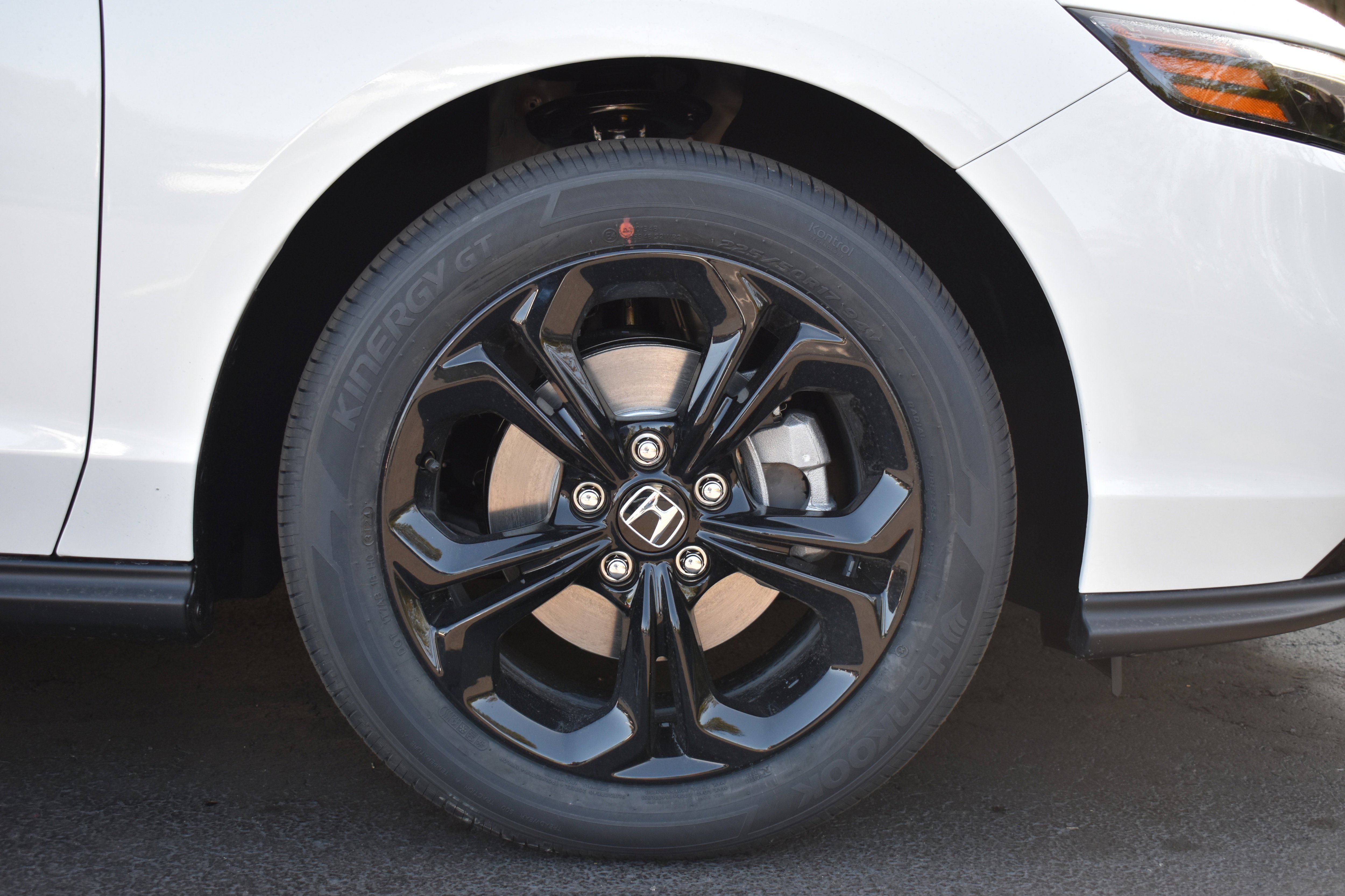 New 2025 Honda Accord SE image 10