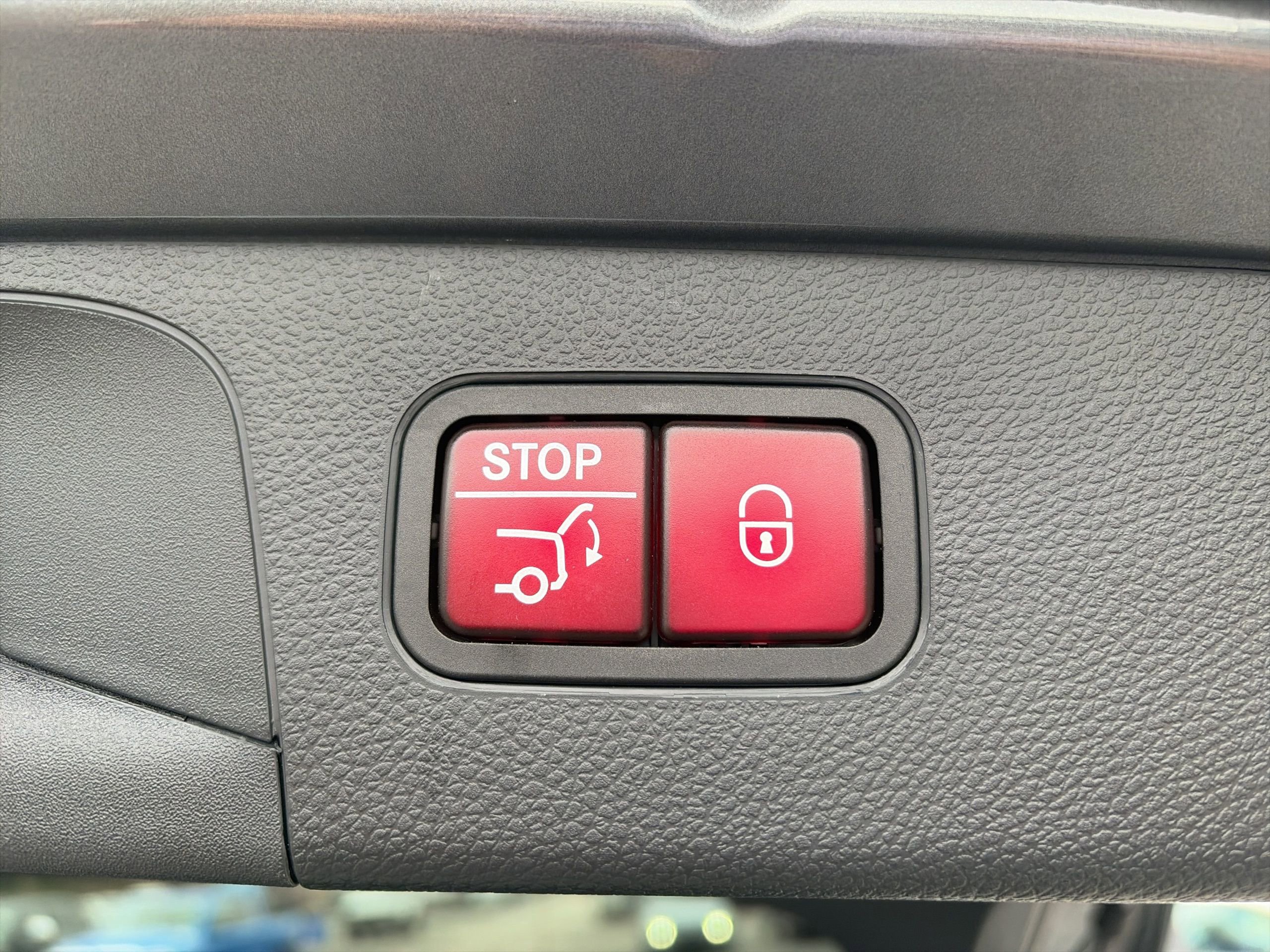 Used 2022 Mercedes-Benz GLC 300 4MATIC image 14