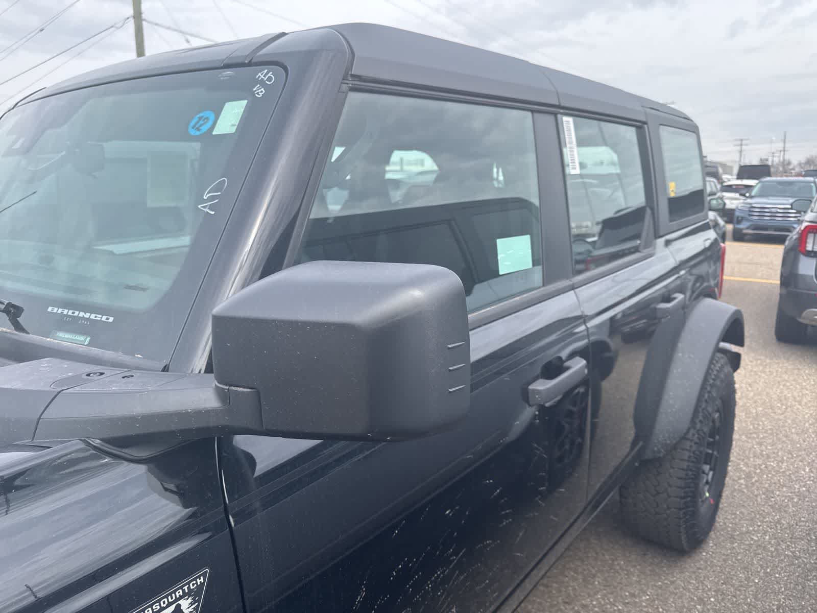 New 2026 Ford Bronco 4-Door w/ Sasquatch Package AWD/4WD image 17