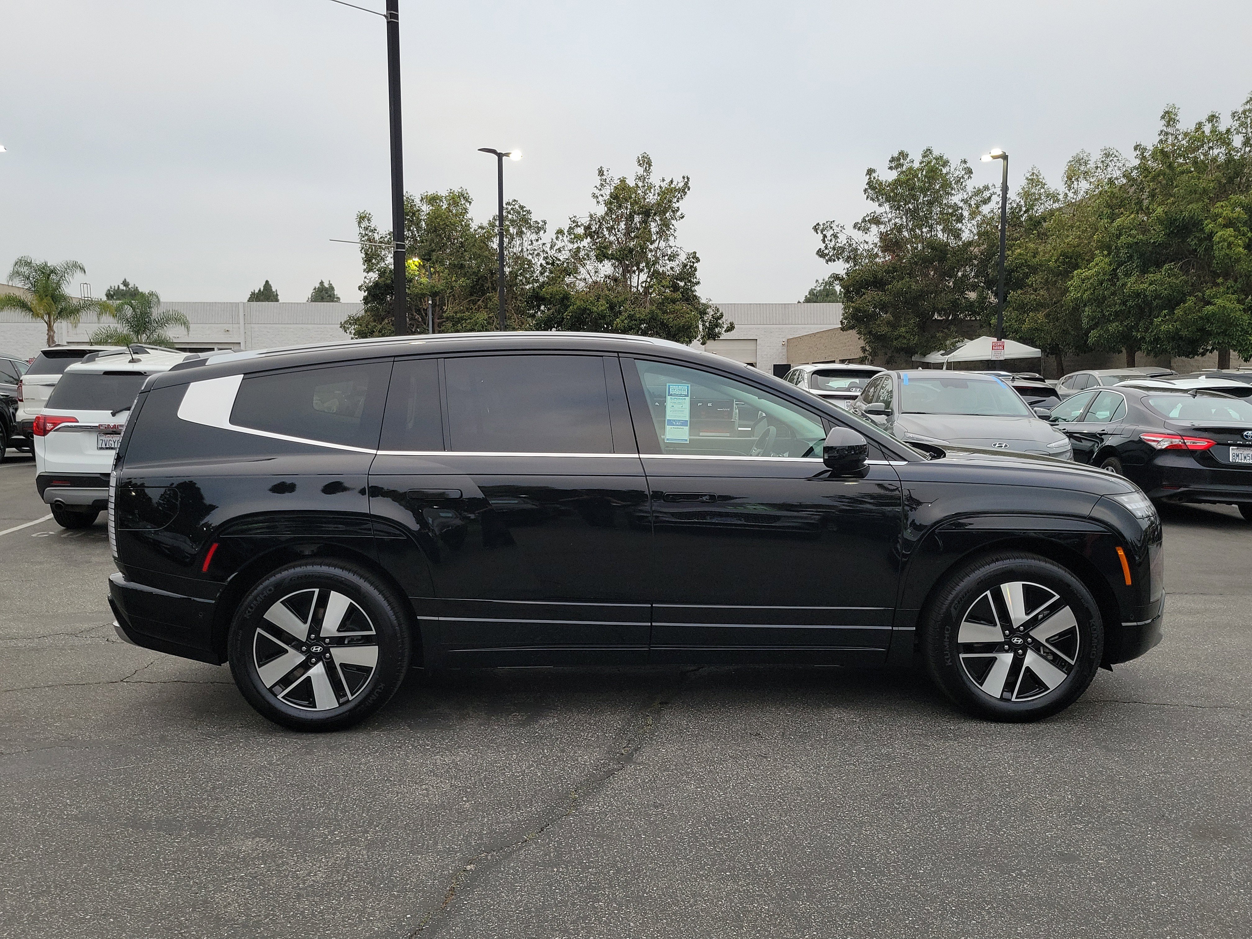 Certified 2026 Hyundai Ioniq 9 SEL image 5