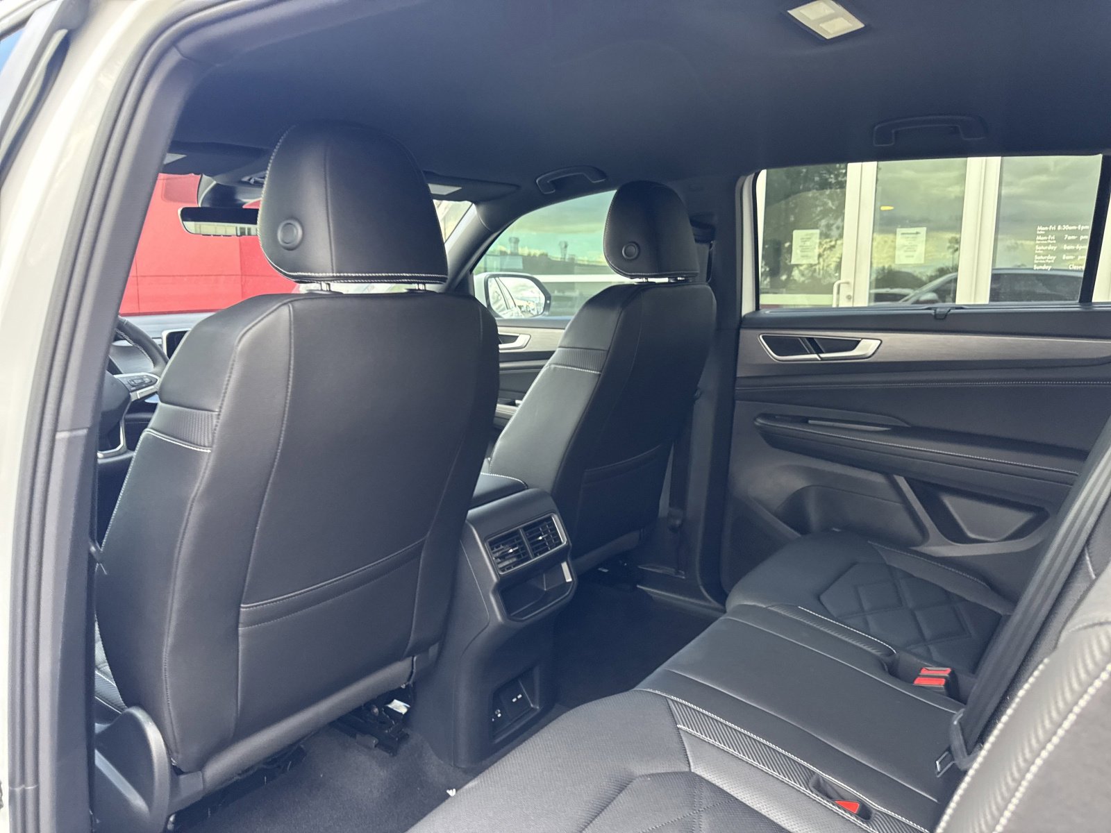 New 2026 Volkswagen Atlas Cross Sport SE image 19