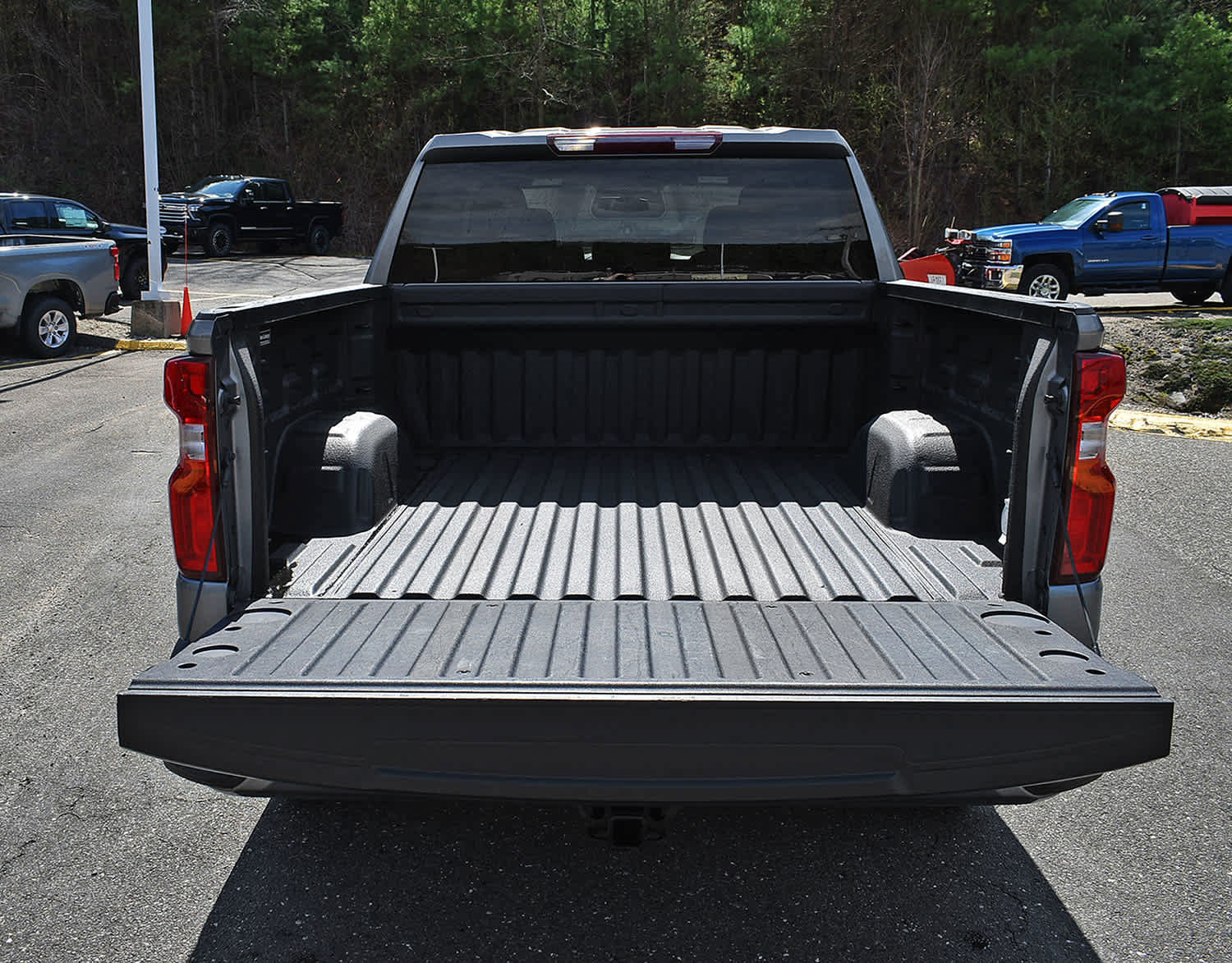 Used 2021 Chevrolet Silverado 1500 Custom AWD/4WD image 8