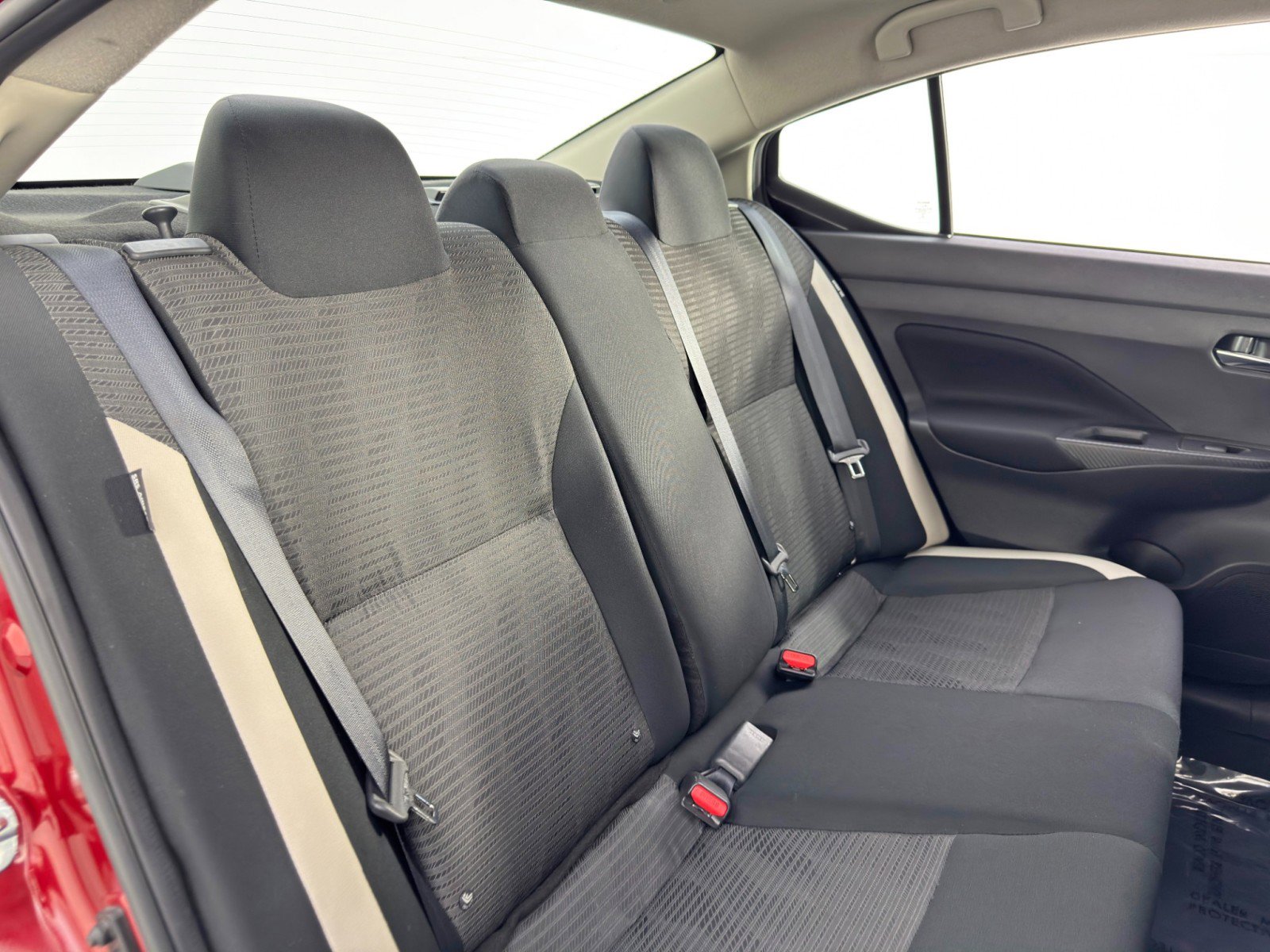 Used 2022 Nissan Versa SV w/ Electronics Package image 31