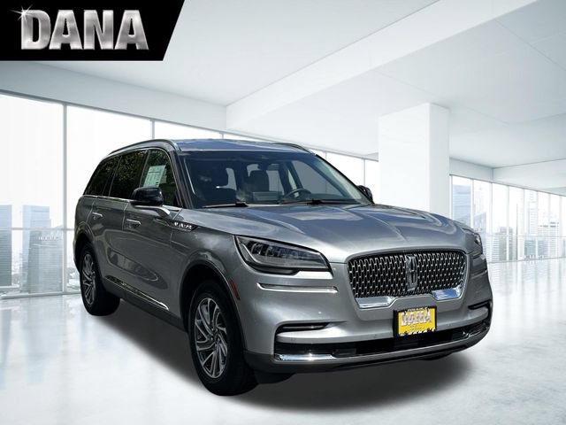 Certified 2024 Lincoln Aviator AWD w/ Elements Package image 1