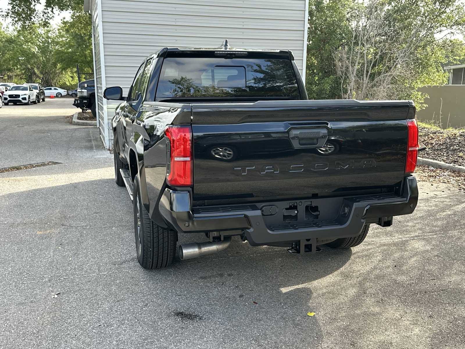 Used 2026 Toyota Tacoma TRD Sport w/ TRD Sport Premium Package image 5