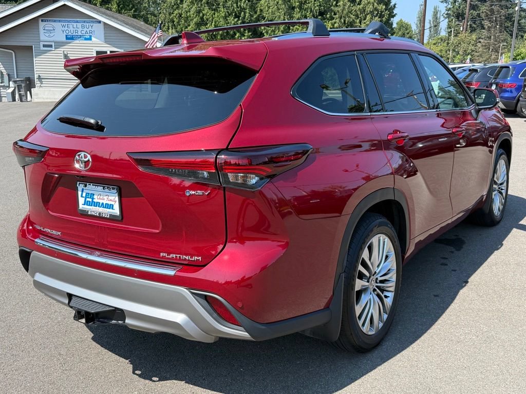 Used 2026 Toyota Highlander Platinum AWD/4WD image 5