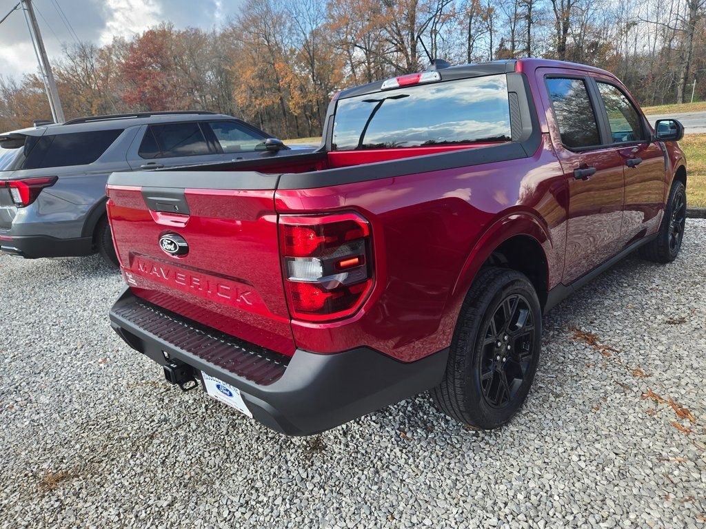 New 2025 Ford Maverick XLT w/ XLT Luxury Package image 4