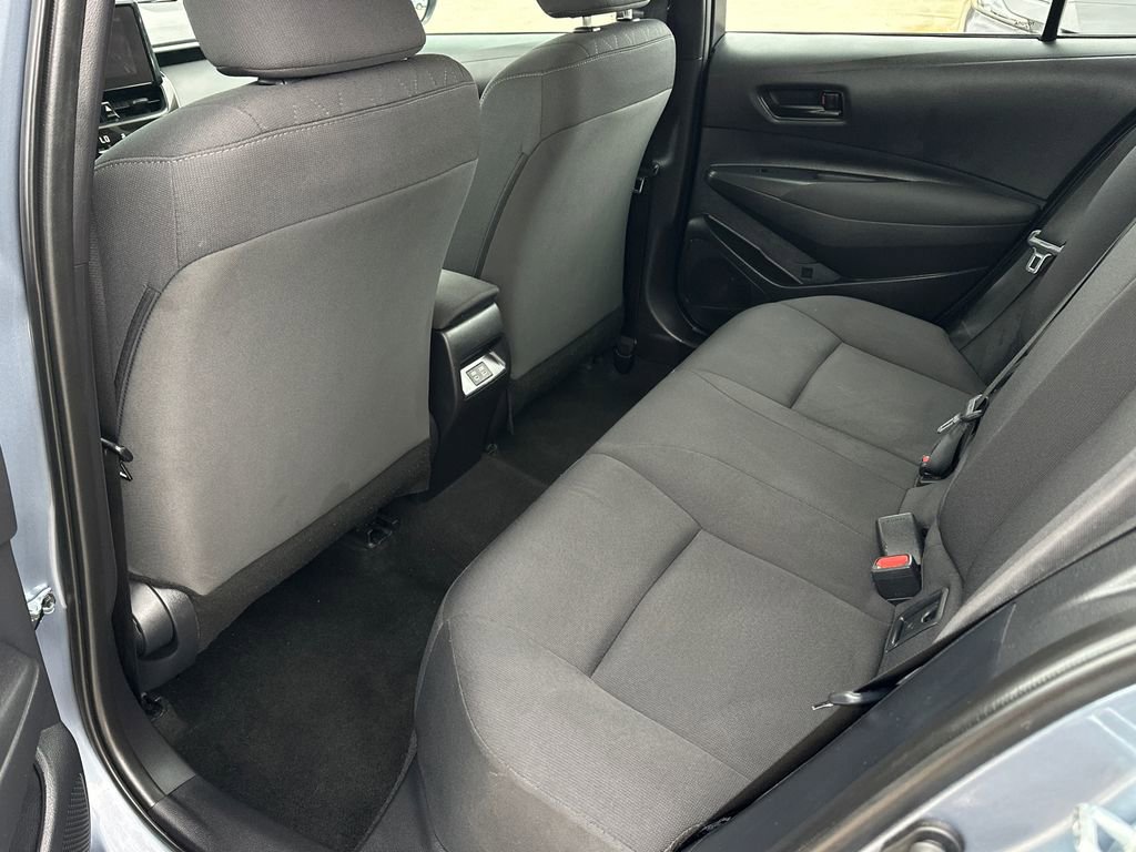 Used 2025 Toyota Corolla LE image 12