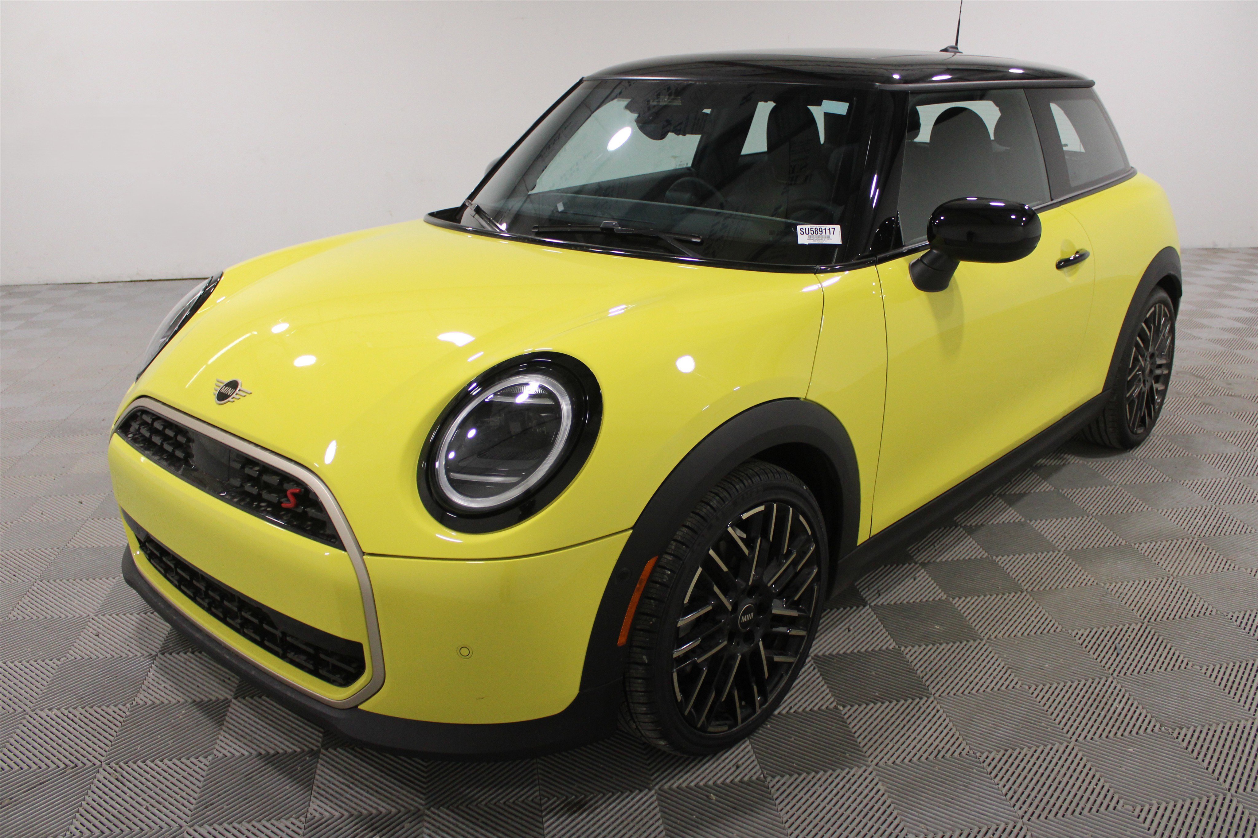 Used 2025 MINI Cooper S image 30