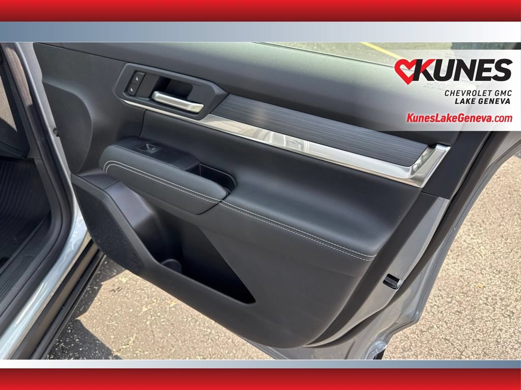 New 2027 GMC Terrain Elevation w/ LPO, Floor Liner Package AWD/4WD image 22