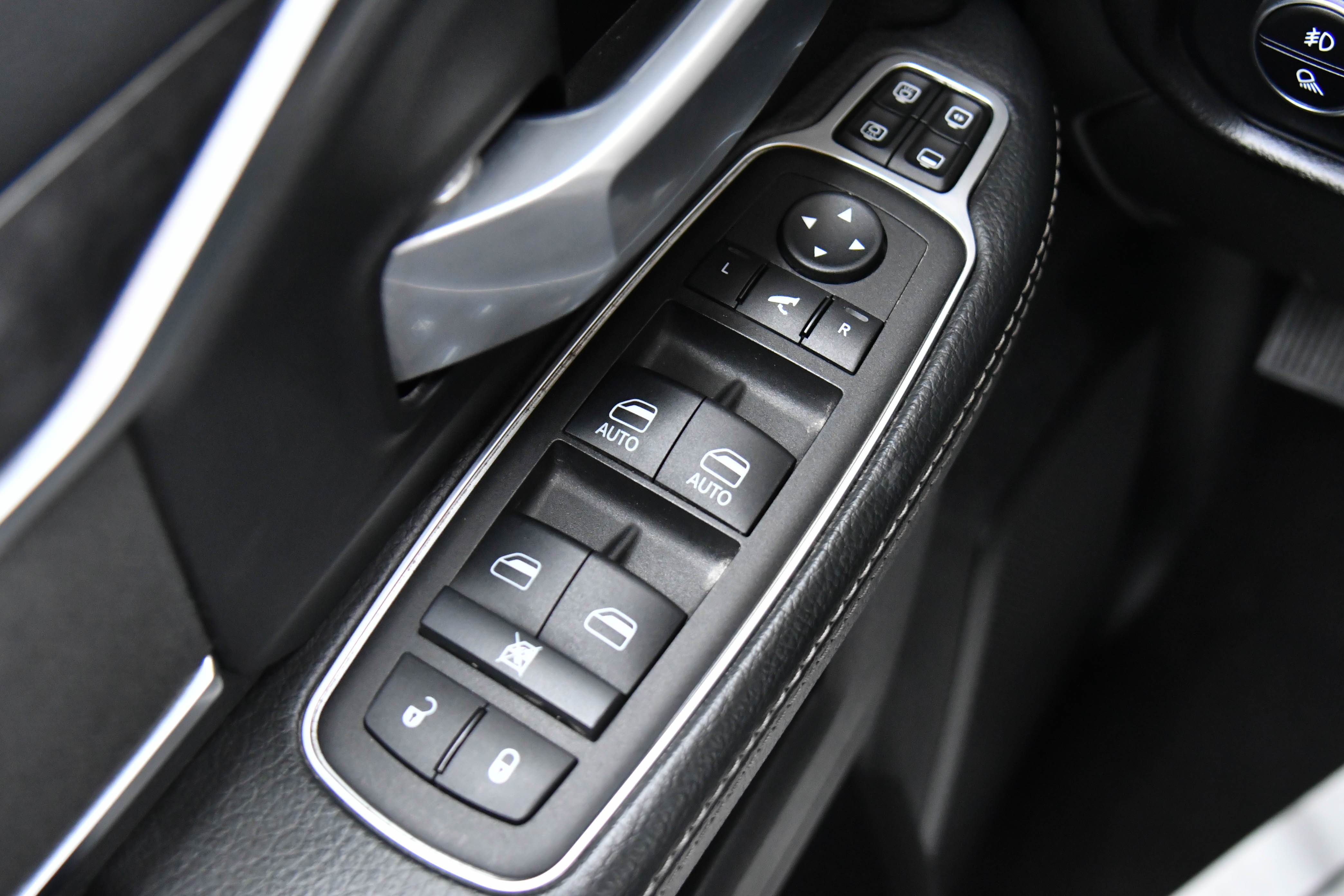 Used 2024 RAM 2500 Big Horn w/ Night Edition image 35