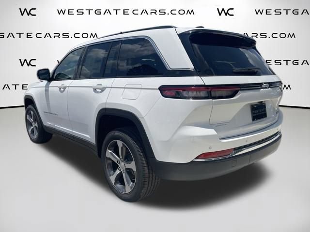 New 2024 Jeep Grand Cherokee Limited w/ Black Appearance Package image 7