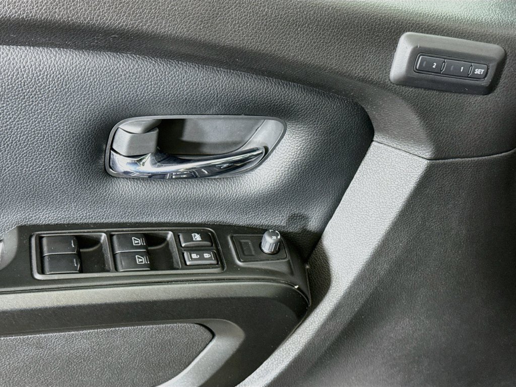Certified 2024 Nissan Titan PRO-4X w/ Pro-4x Convenience Package AWD/4WD image 26