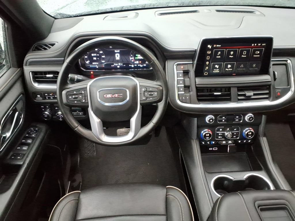 Certified 2024 GMC Yukon XL SLT w/ SLT Premium Package AWD/4WD image 15