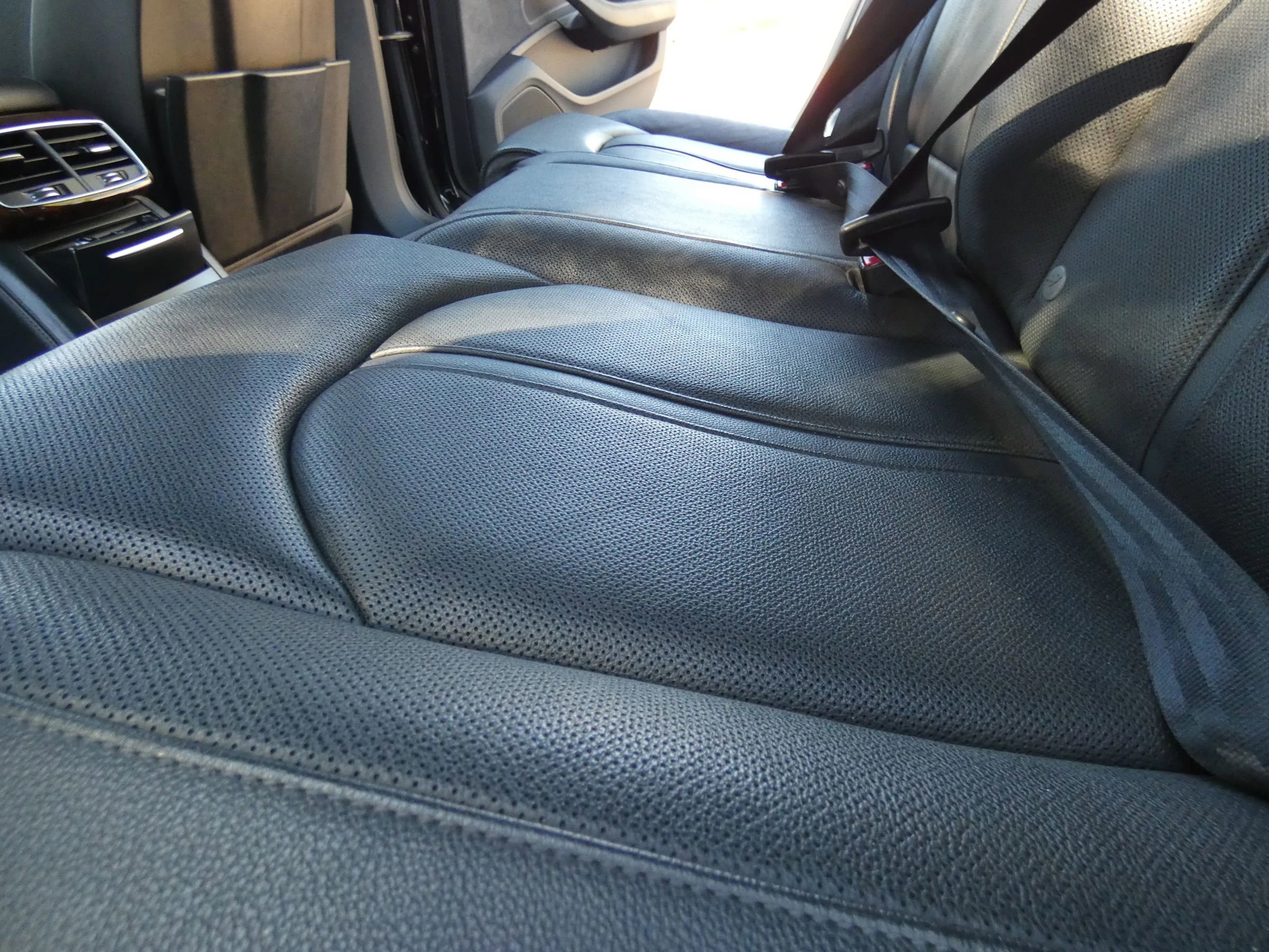 Used 2015 Audi A8 L 4.0T image 55