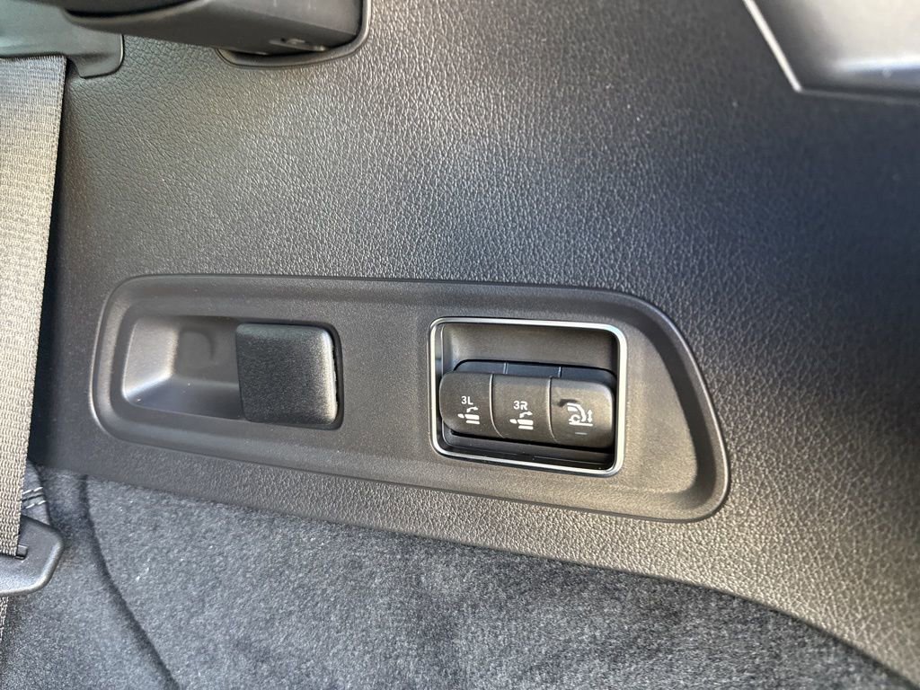 New 2026 Mercedes-Benz GLS 450 4MATIC image 28