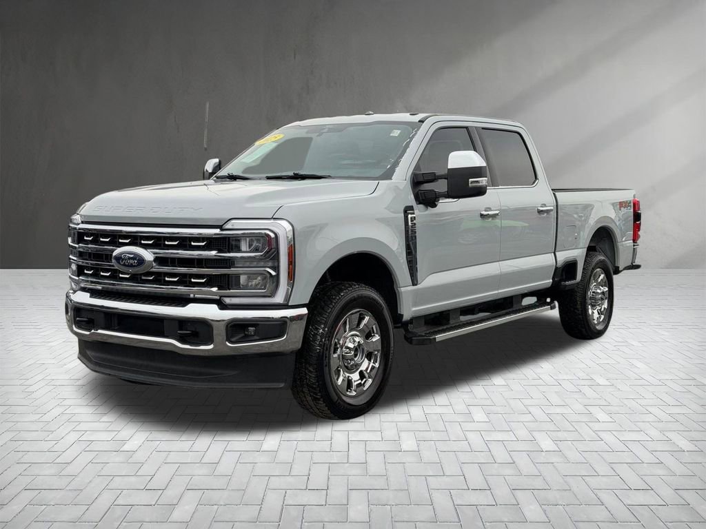 Used 2025 Ford F250 Lariat w/ Chrome Package image 2