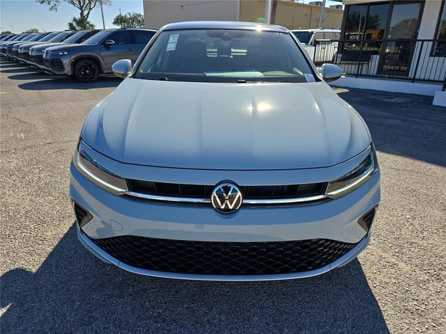 New 2026 Volkswagen Jetta SE image 2