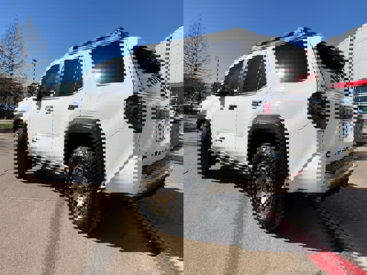 Used 2025 Toyota 4Runner Trailhunter image 8