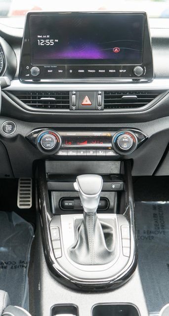 Used 2023 Kia Forte GT-Line w/ GT-Line Premium Package FWD image 16