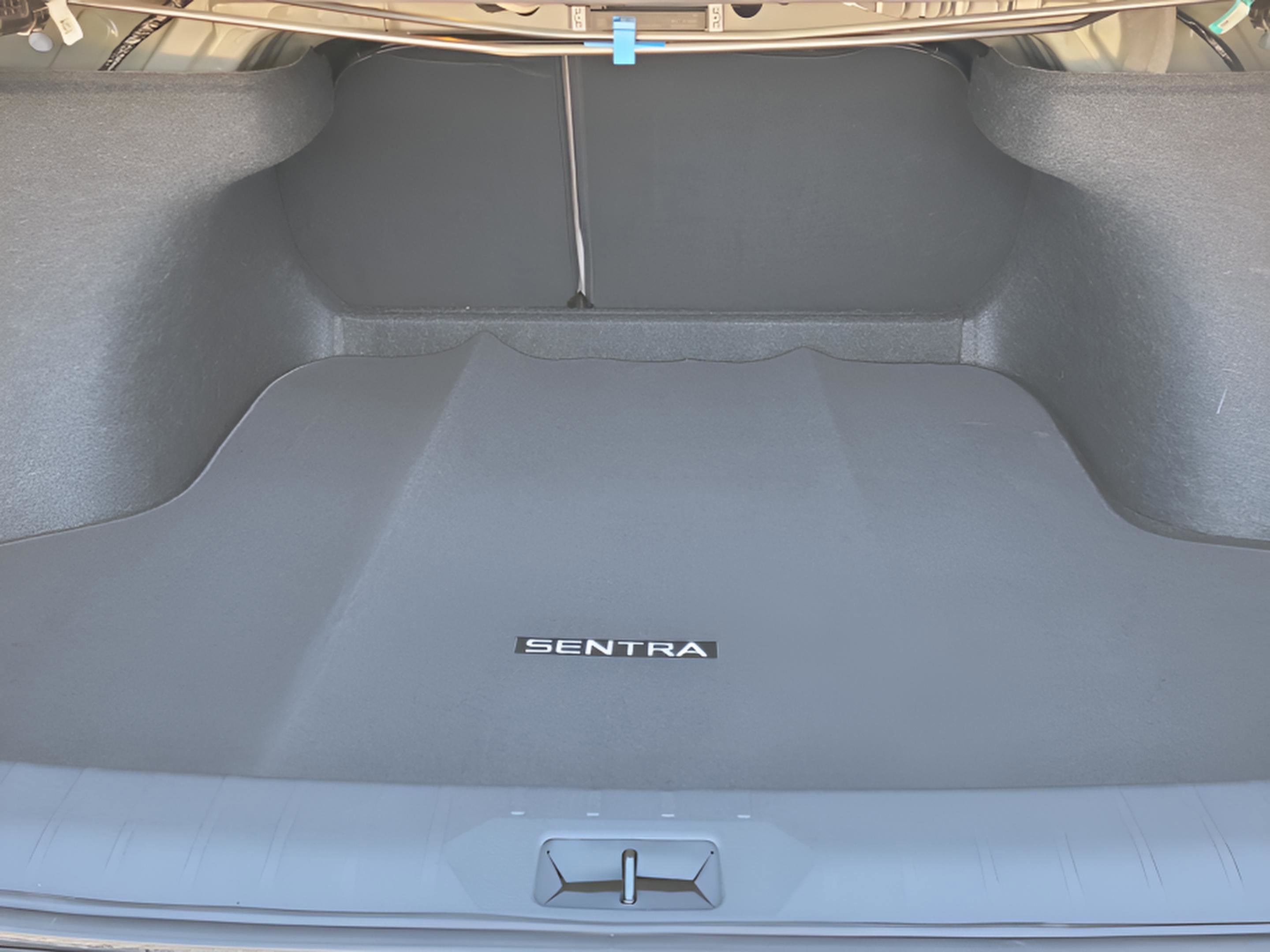 New 2026 Nissan Sentra SL w/ Floor Mat Package image 34