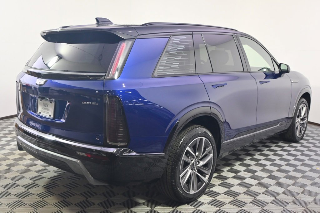 New 2026 Cadillac Vistiq Sport w/ LPO, Floor Liner Package image 7