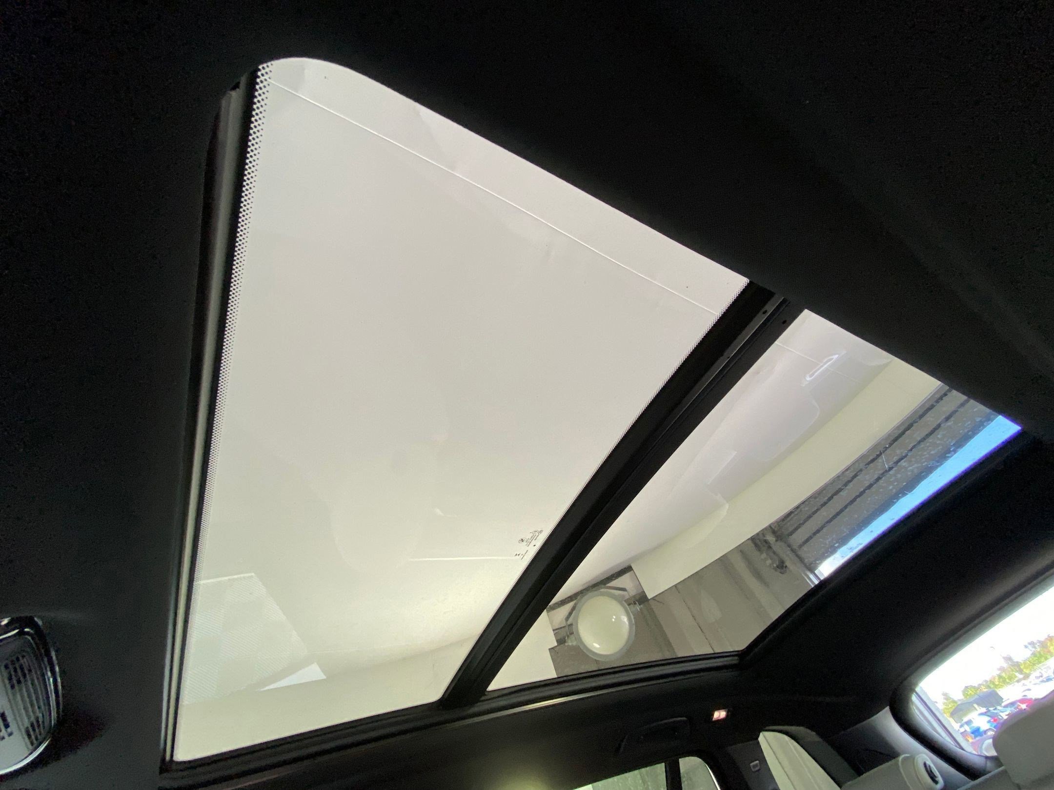 Used 2026 BMW X5 sDrive40i w/ Premium Package image 12