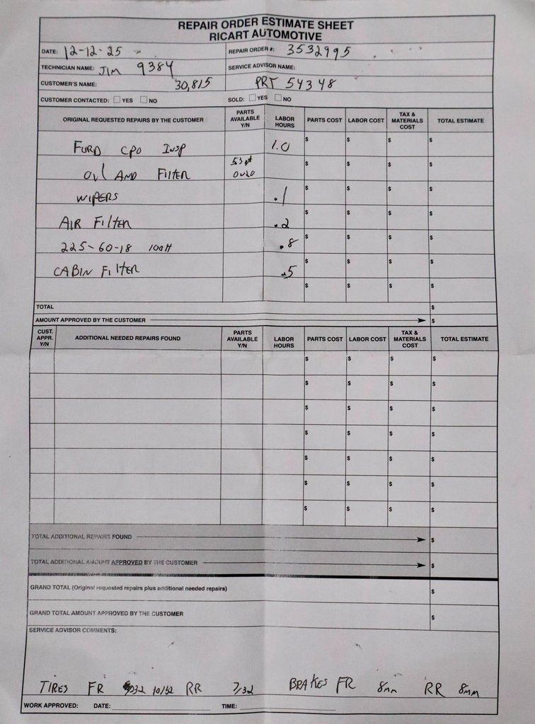 Used 2024 GMC Terrain SLT image 4