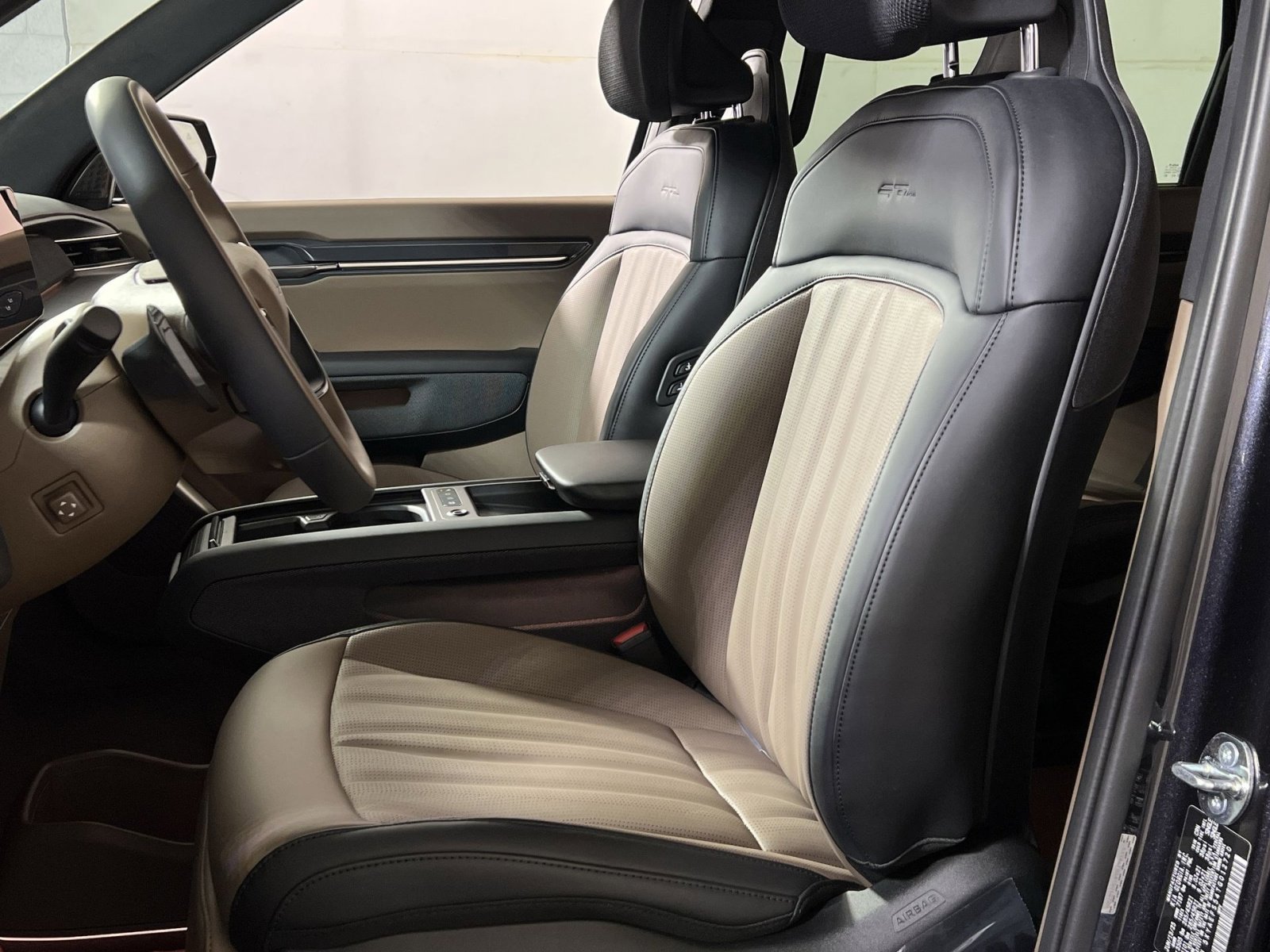 New 2026 Kia EV9 GT-Line image 11