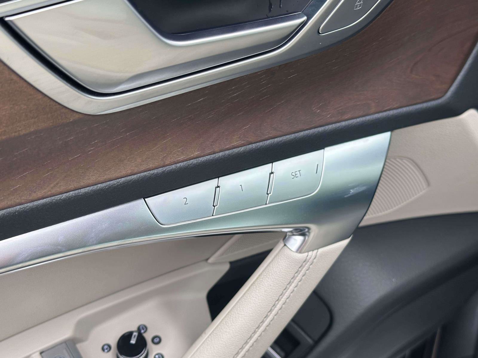 Used 2024 Audi A6 Premium Plus image 18