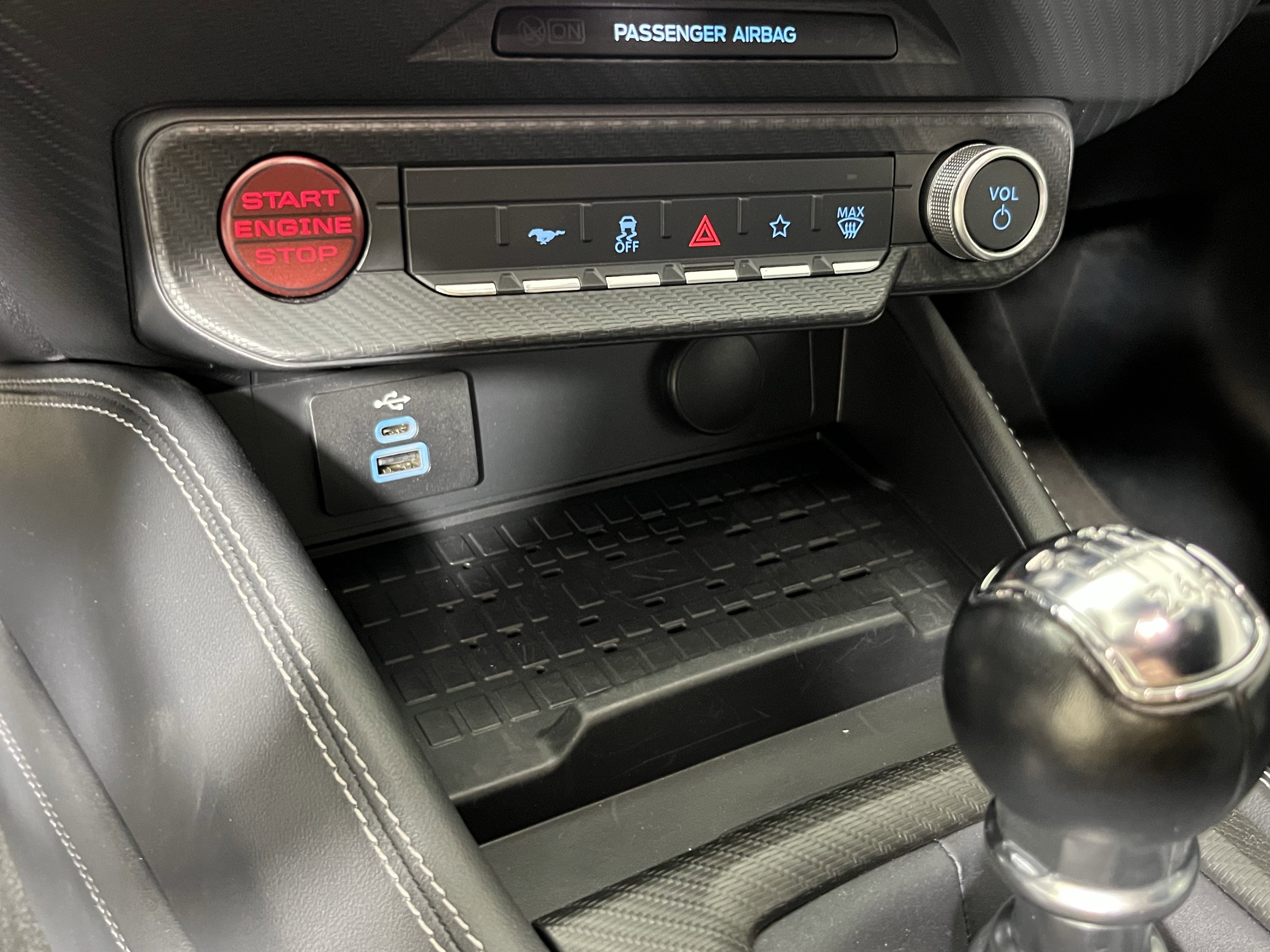 Used 2024 Ford Mustang GT Premium w/ GT Performance Package RWD image 17