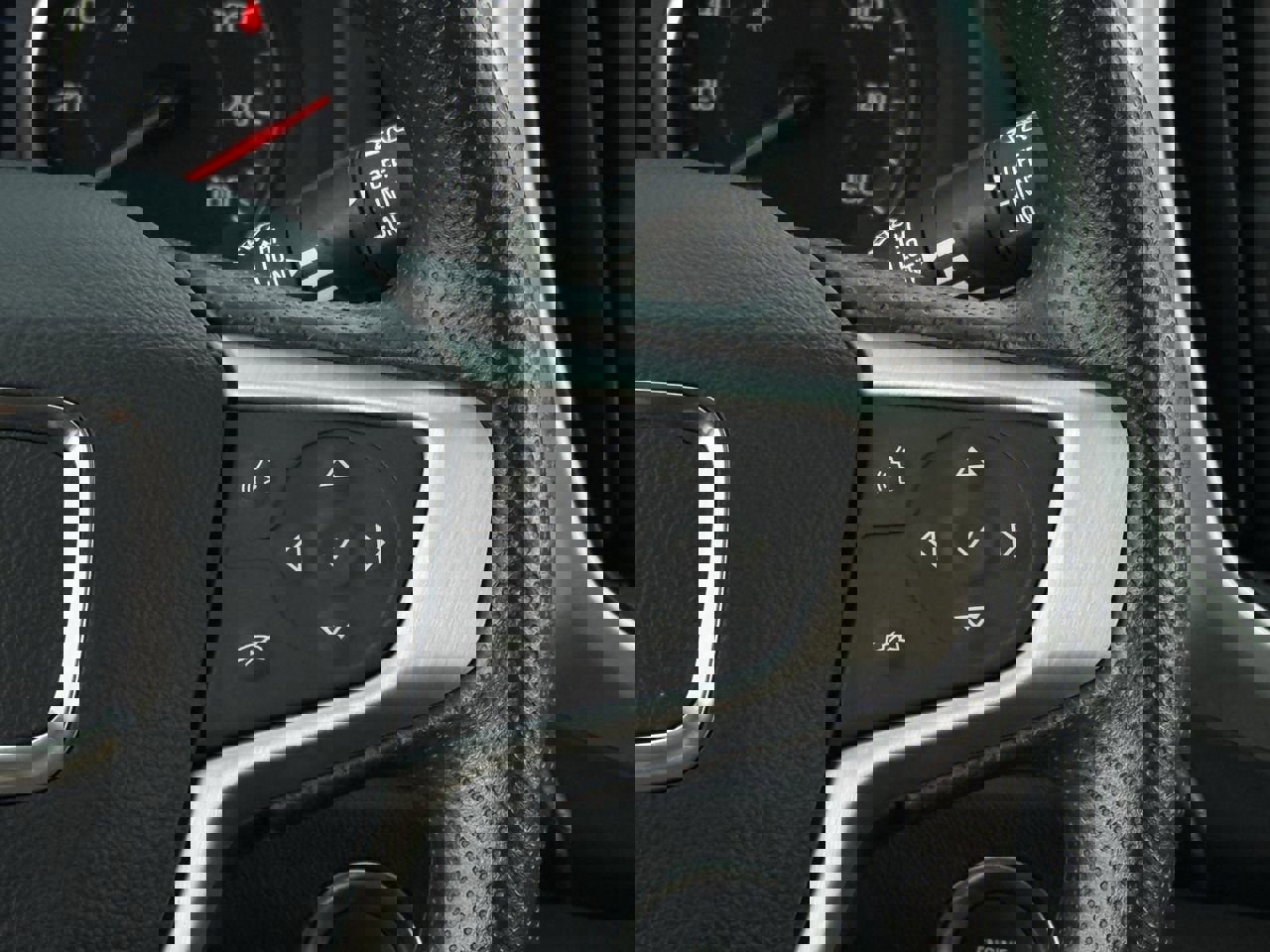 Certified 2023 GMC Terrain SLE w/ Driver Convenience Package image 16