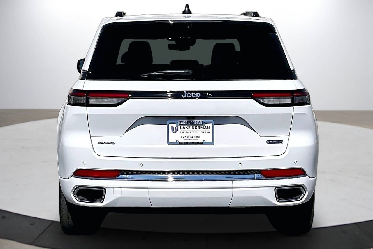 Certified 2023 Jeep Grand Cherokee Overland w/ Luxury Tech Group IV image 8