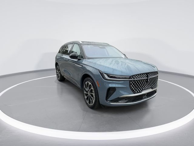 New 2026 Lincoln Nautilus Reserve AWD/4WD image 2