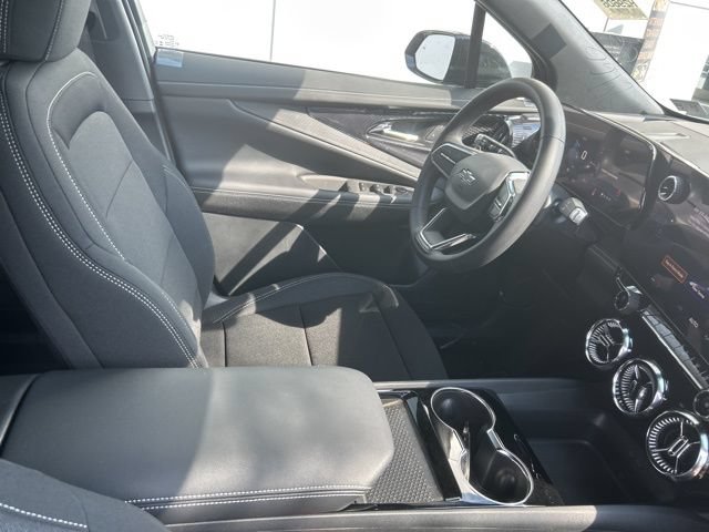 New 2026 Chevrolet Blazer EV LT w/ Midnight/Sport Edition FWD image 19