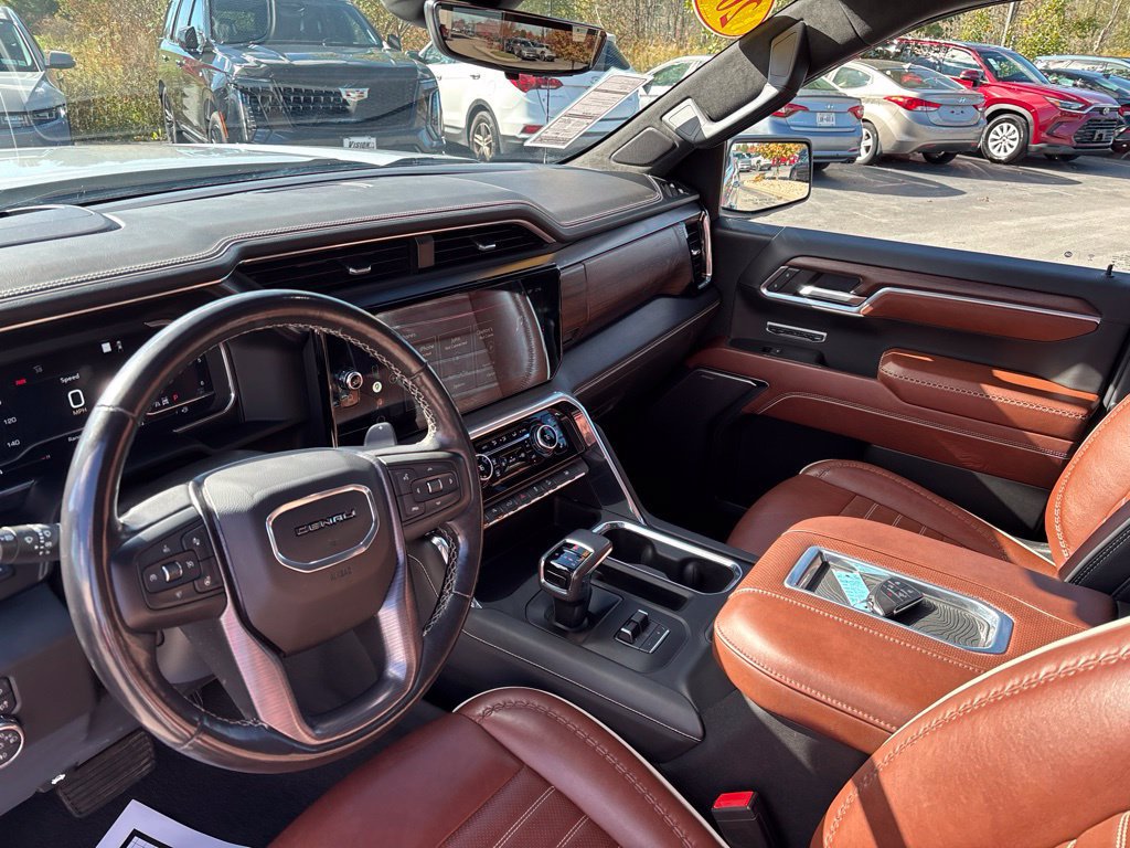 Used 2022 GMC Sierra 1500 Denali Ultimate AWD/4WD image 17