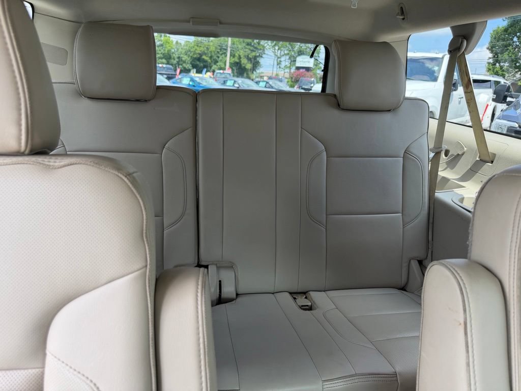 Used 2015 GMC Yukon XL Denali w/ Premium Package AWD/4WD image 40