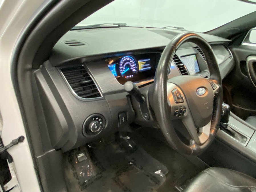 Used 2015 Ford Taurus SEL w/ Equipment Group 201A FWD image 35