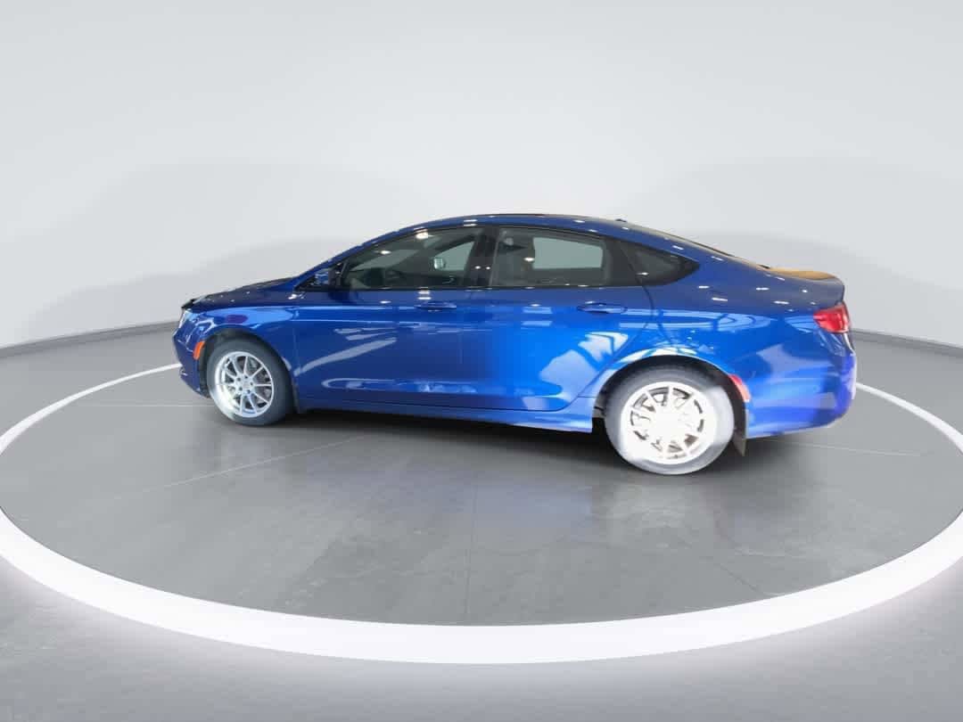 Used 2015 Chrysler 200 S w/ Comfort Group AWD/4WD image 5
