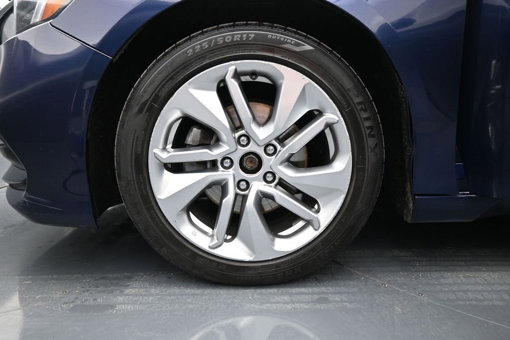 Used 2018 Honda Accord LX image 24