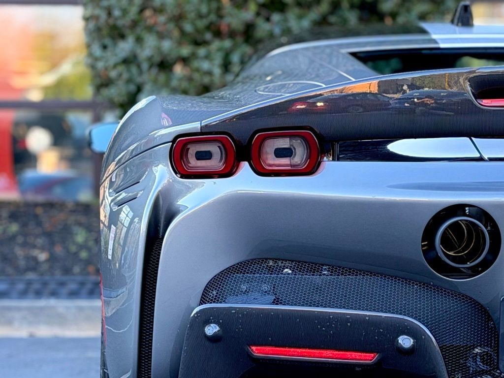 Used 2021 Ferrari SF90 Stradale image 17