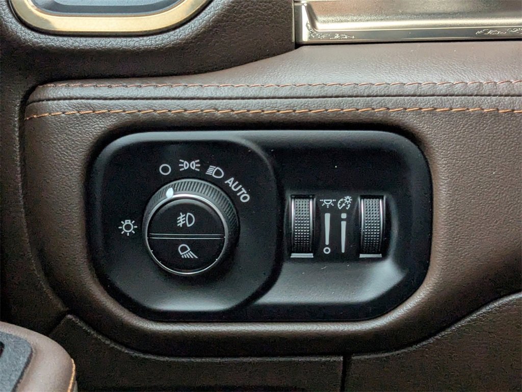 Used 2025 RAM 1500 Limited image 22