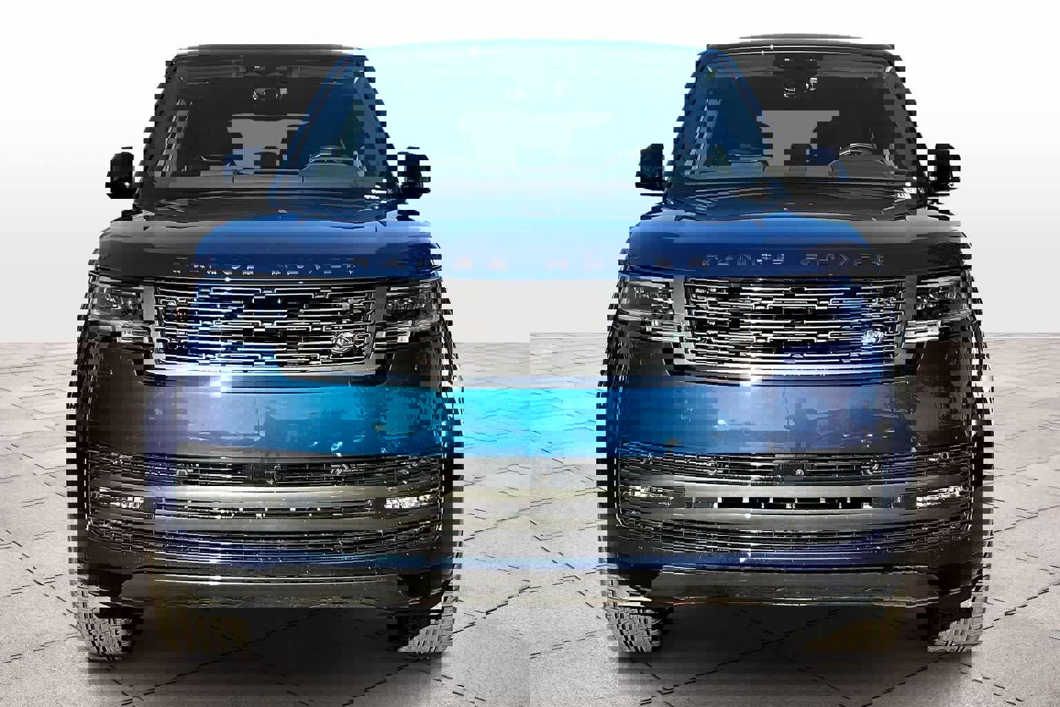 New 2025 Land Rover Range Rover Long Wheelbase SE image 5