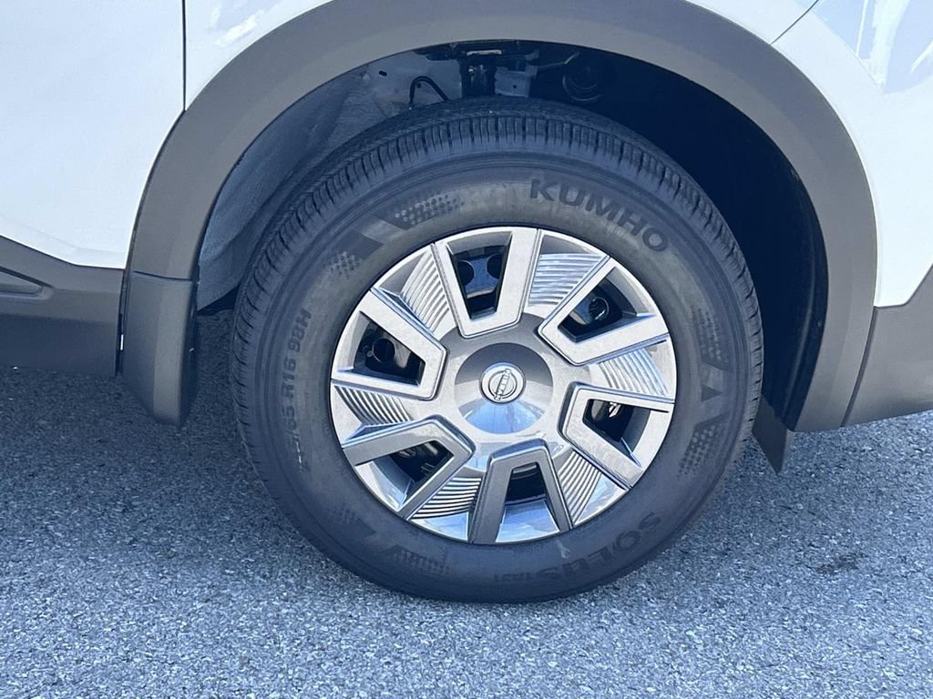 New 2026 Nissan Kicks S FWD image 9