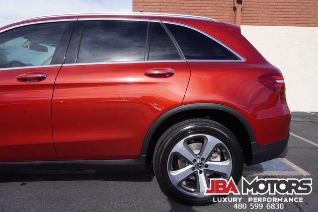 Used 2019 Mercedes-Benz GLC 300 4MATIC image 23