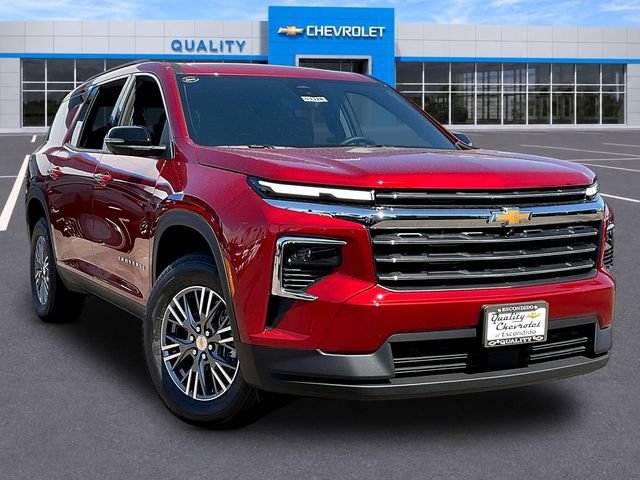 New 2026 Chevrolet Traverse LT w/ Driver Confidence Package FWD image 1